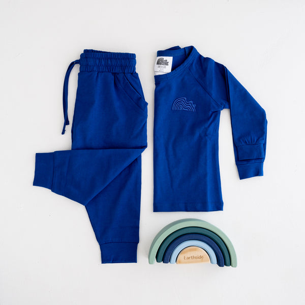 Earthside Clothing Montessori Principles