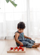 Load image into Gallery viewer, Toddler knob shape puzzle