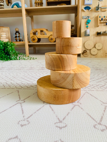 Natural stacking bowls