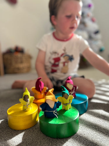5 little gnomes