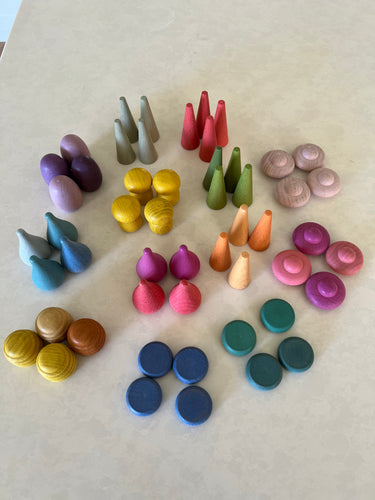 Loose parts - coloured